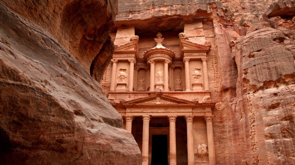18 Tour package to Petra
